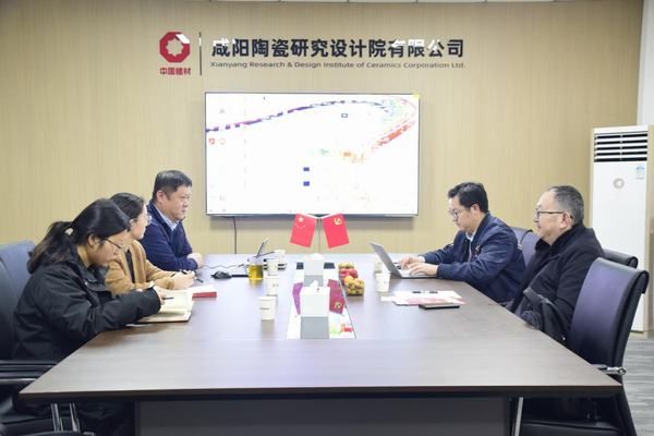四川某頭部企業(yè)高層到科源新材裝備參觀(guān)考察交流